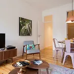 Апартаменти 2 Stylish Flat At Bairro Alto-principe Real
