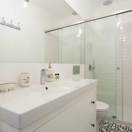 2 Stylish Flat At Bairro Alto-principe Real